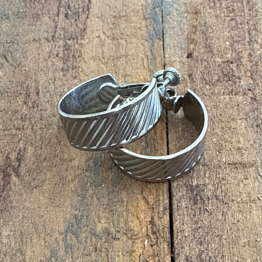 Elegant Silver Tone Hoop Screw on Earrings